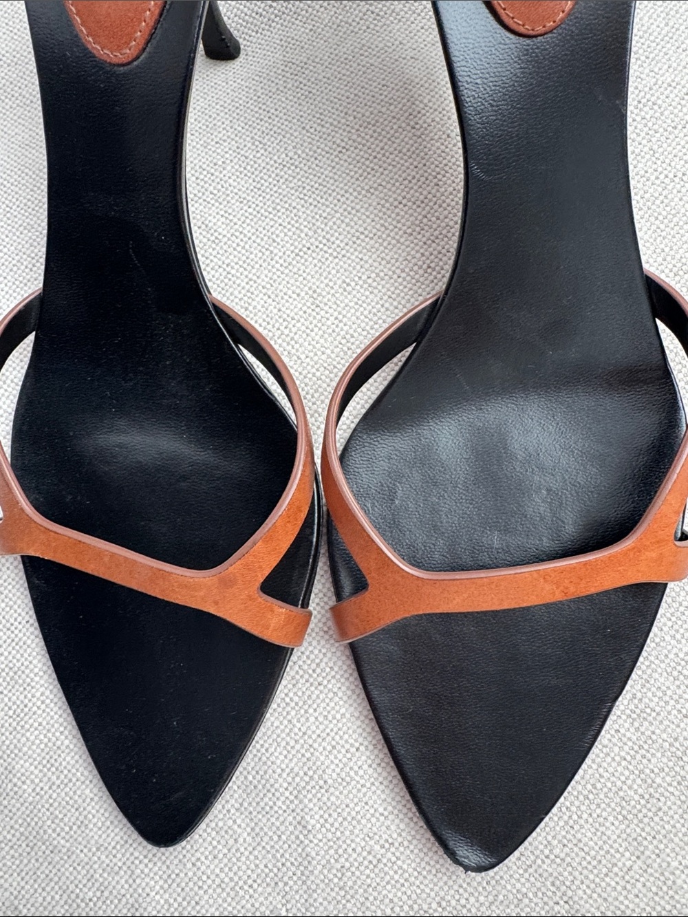 Saint Laurent Black & Brown Leather Pointed Slide Heels - Picture 5 of 5